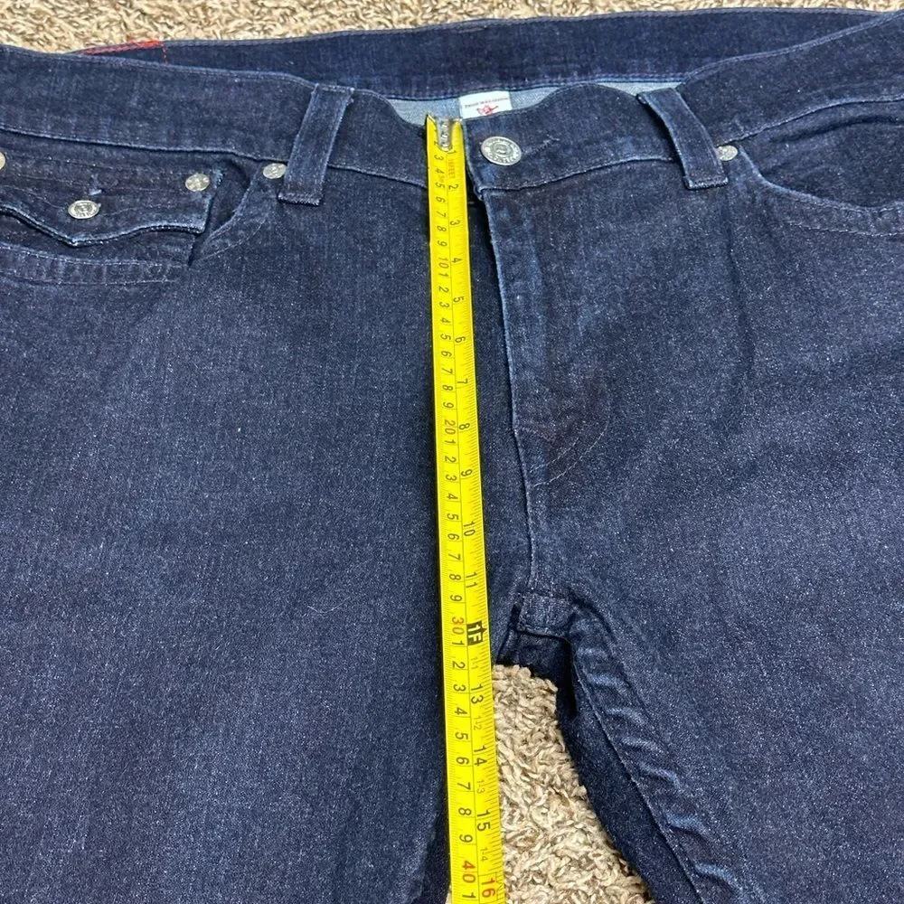 TRUE RELIGION MENS ROCCO SKINNY RELAXED JEAN W/ FLAP SIZE 40